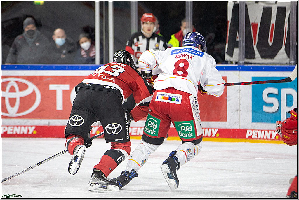 PENNY DEL; Koelner Haie- Duesseldorfer EG; Koeln, 16.01.2022